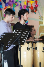 03-Drums