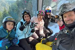 f0eb97f0-af47-48c2-add5-57515676cff6